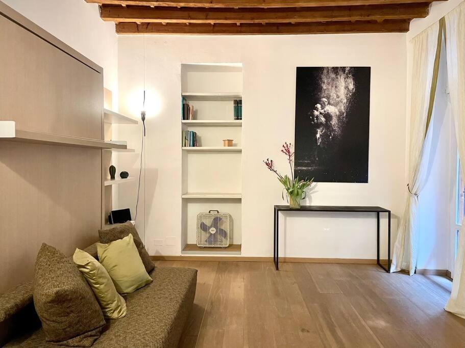 Design Studio Centro Storico Apartment Milan Exterior photo