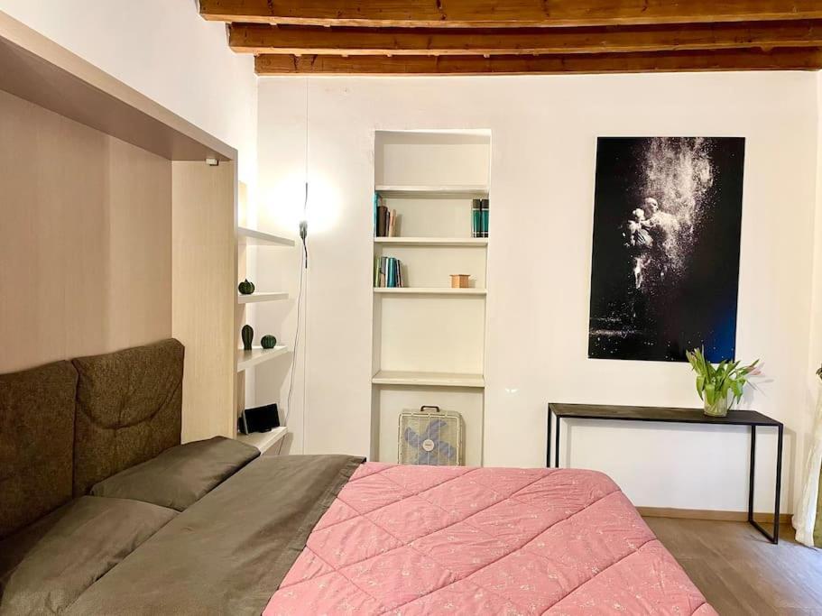 Design Studio Centro Storico Apartment Milan Exterior photo